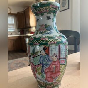 Vintage Chinese Porcelain Vase